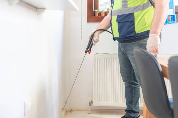Best Cockroach Control Services  in Colwich, KS